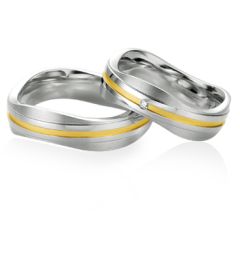 Vigselring Breuning 080330/080340 i silver med diamant.