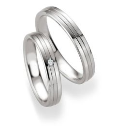 Vigselring Breuning 080810/080820 i silver med diamanter.