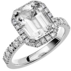 Vigselring Schalins Fairytale 8 Snövit beryll i 18 k vitguld.