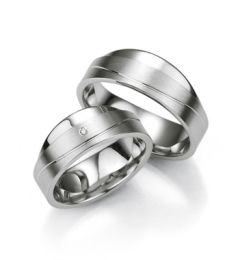 Vigselring Breuning 080150/080160 i silver med diamant.